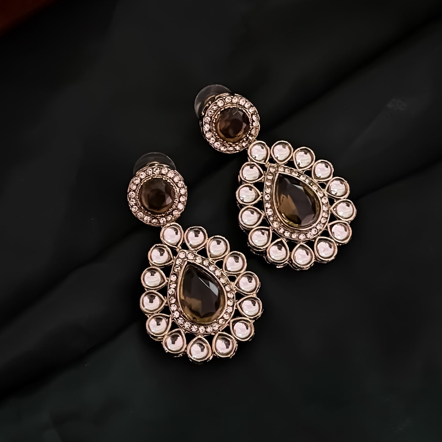 Israt Kundan Necklace Set - Mehendi Green