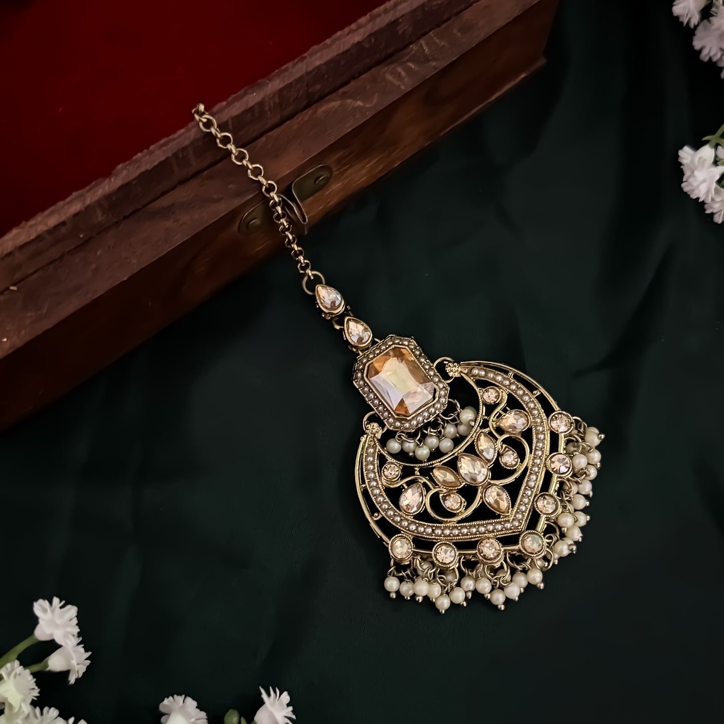 Miraj Jadau Reverse AD Necklace Set - Golden