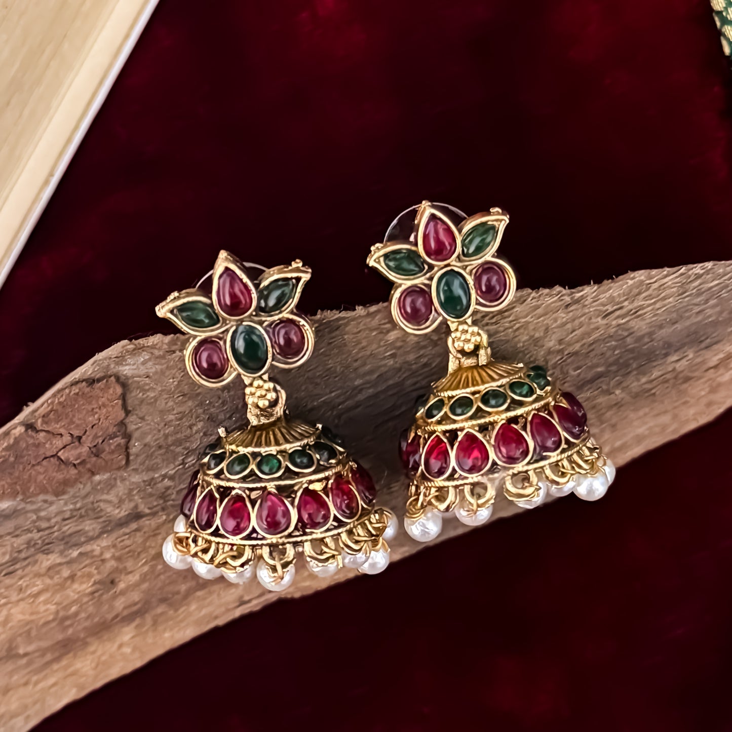 Amaira Temple Choker Necklace Set - Pink & Green