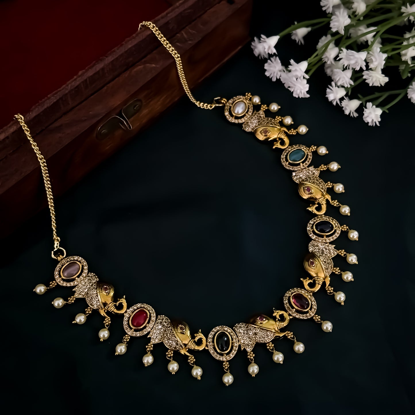 Gajanan Navratan AD Necklace Set