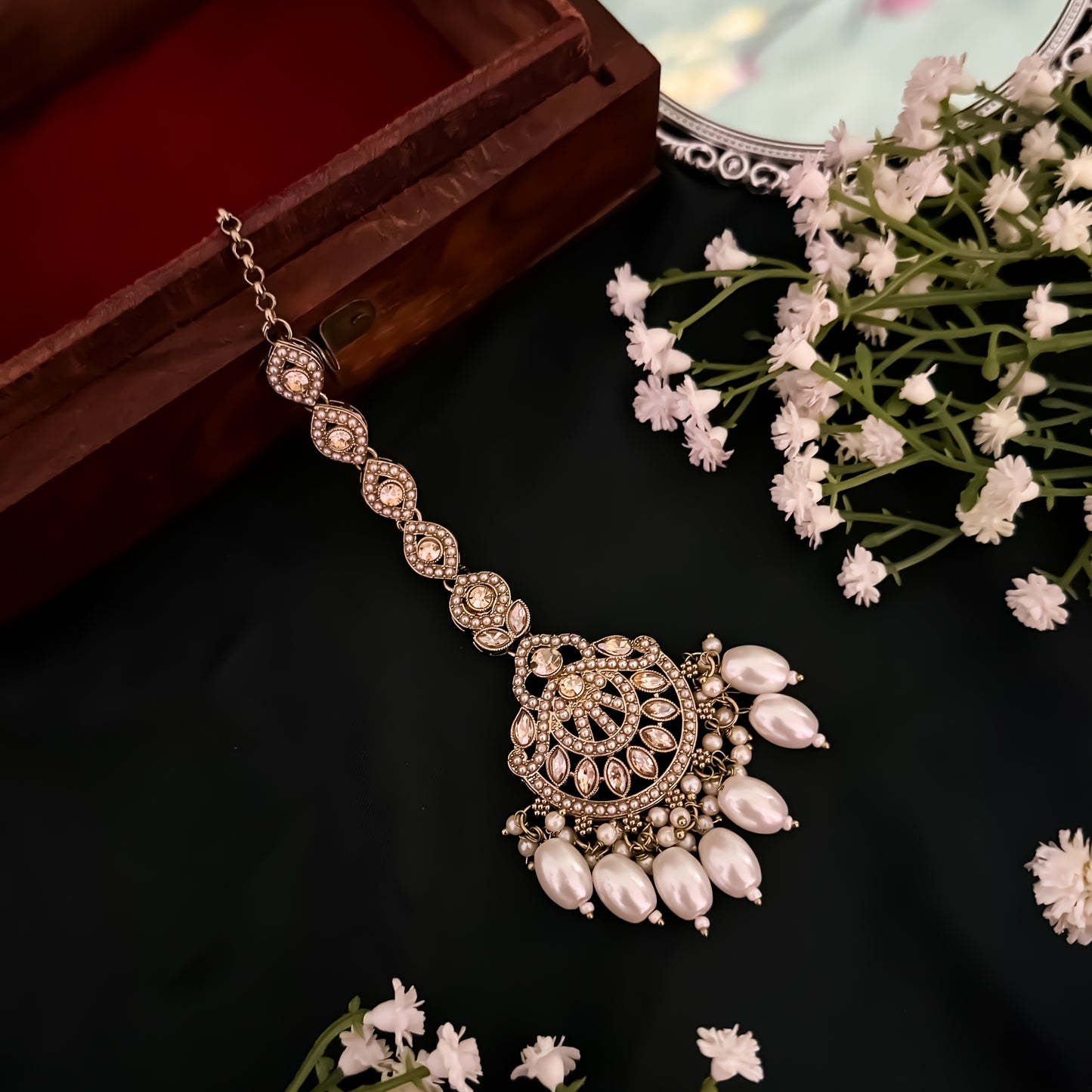 Arshiya Jadau Reverse AD Necklace Set - Golden