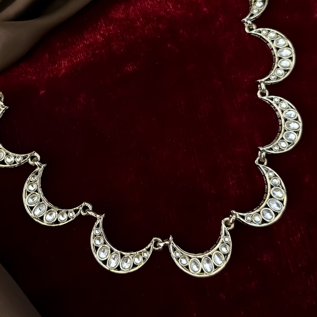 Golden Chaand Kundan Necklace Set