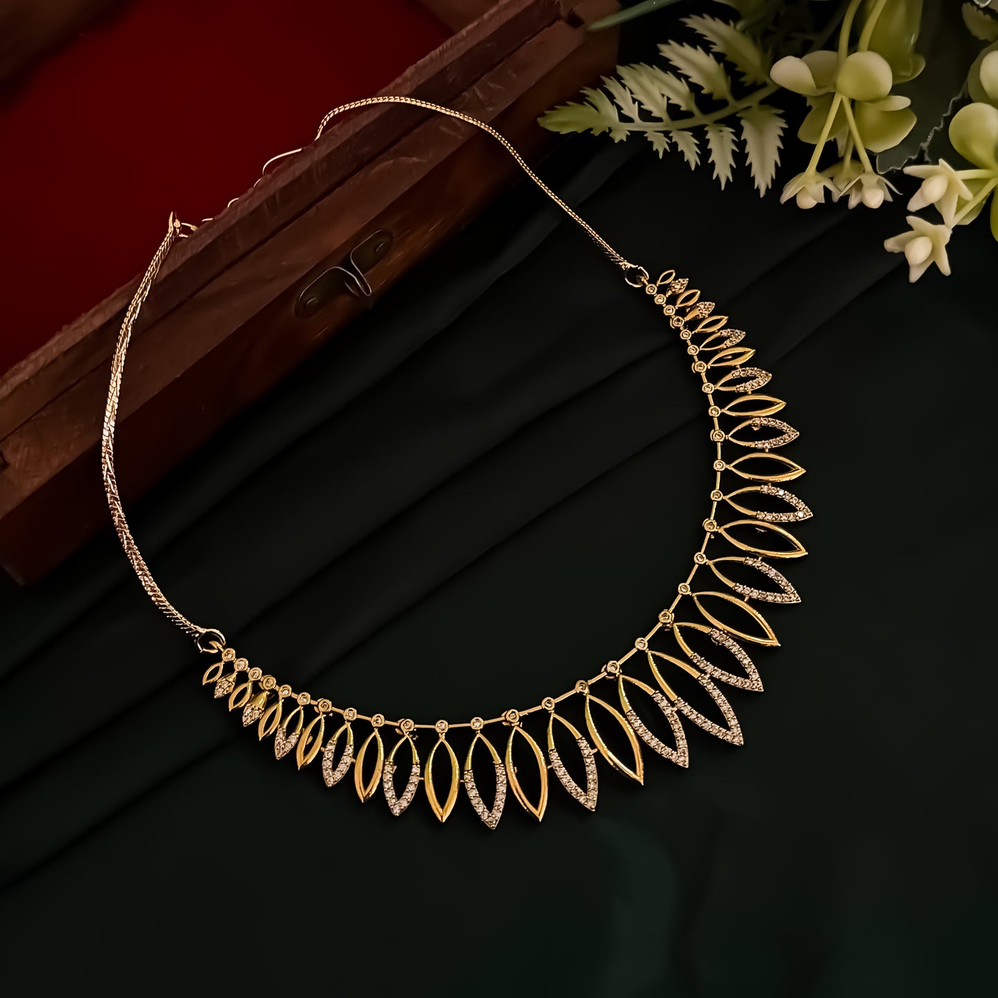 Dhrupa Minimal AD Necklace Set
