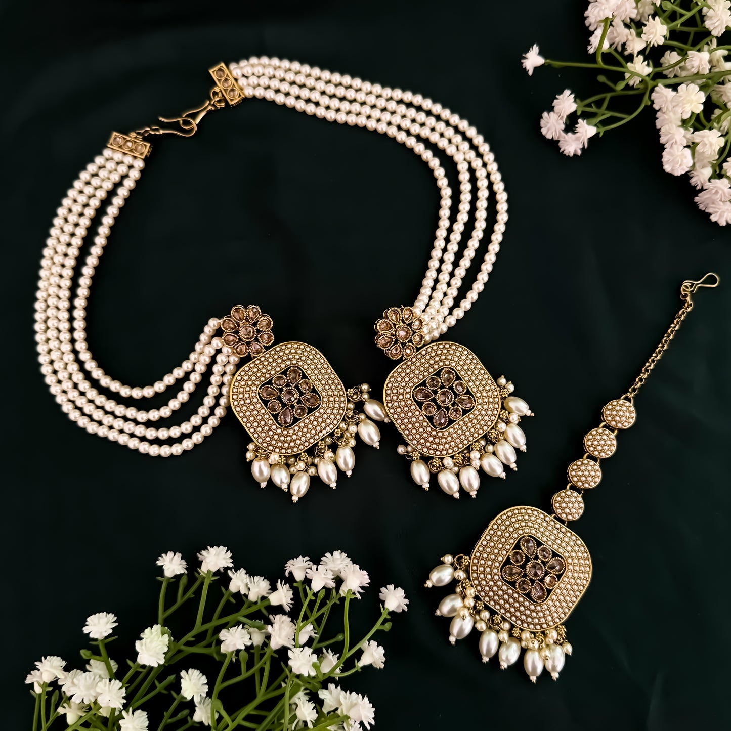 Raisha Jadau Reverse AD Necklace Set - Golden