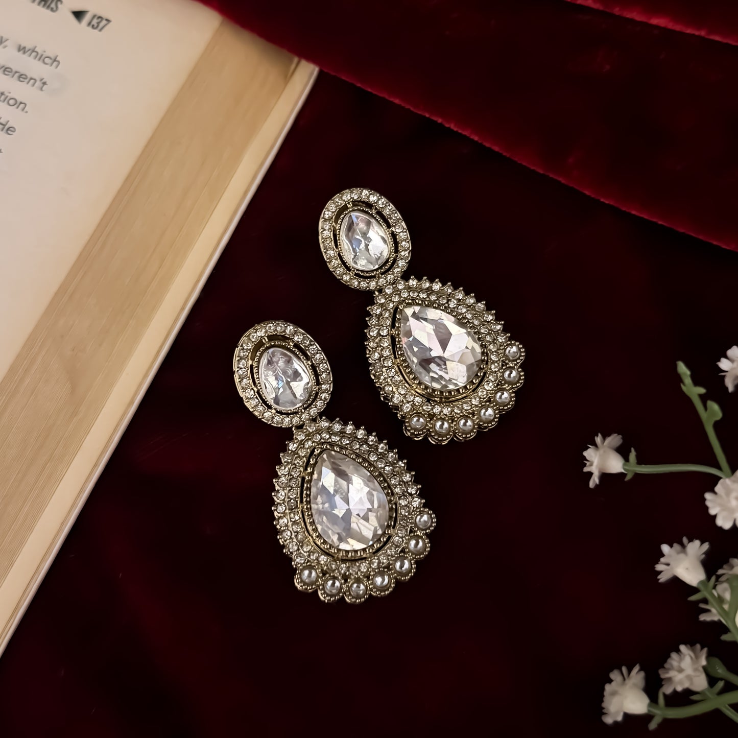 Mannat Royal Kundan Designer Necklace Set - Golden