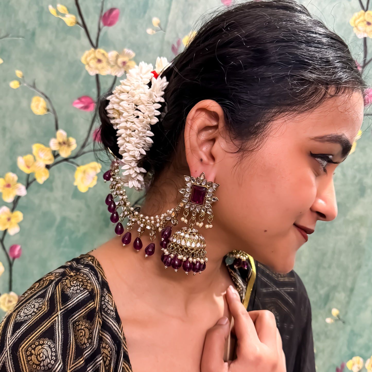 Manavi Mirror Jhumka with Teeka & Sahara- Wine