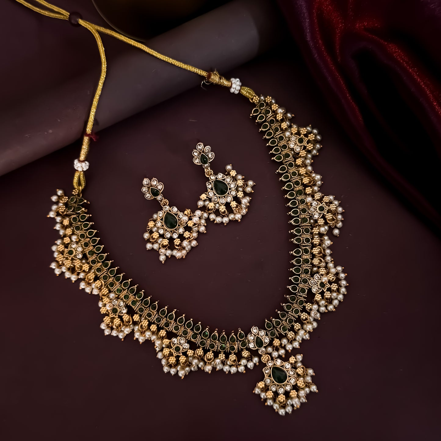 Giya Guttapushalu Necklace Set