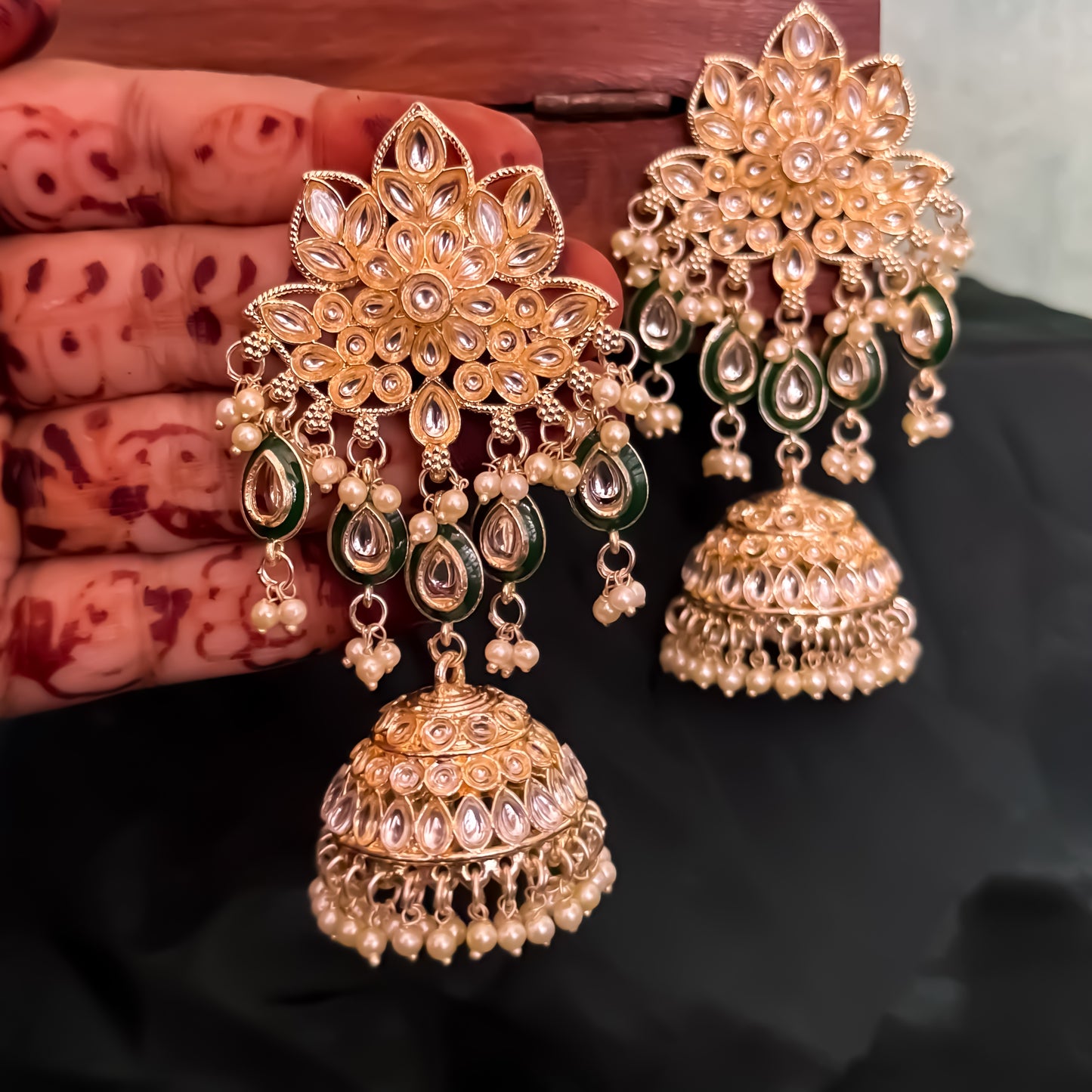 Kasee Kundan Jhumka Earrings - Golden