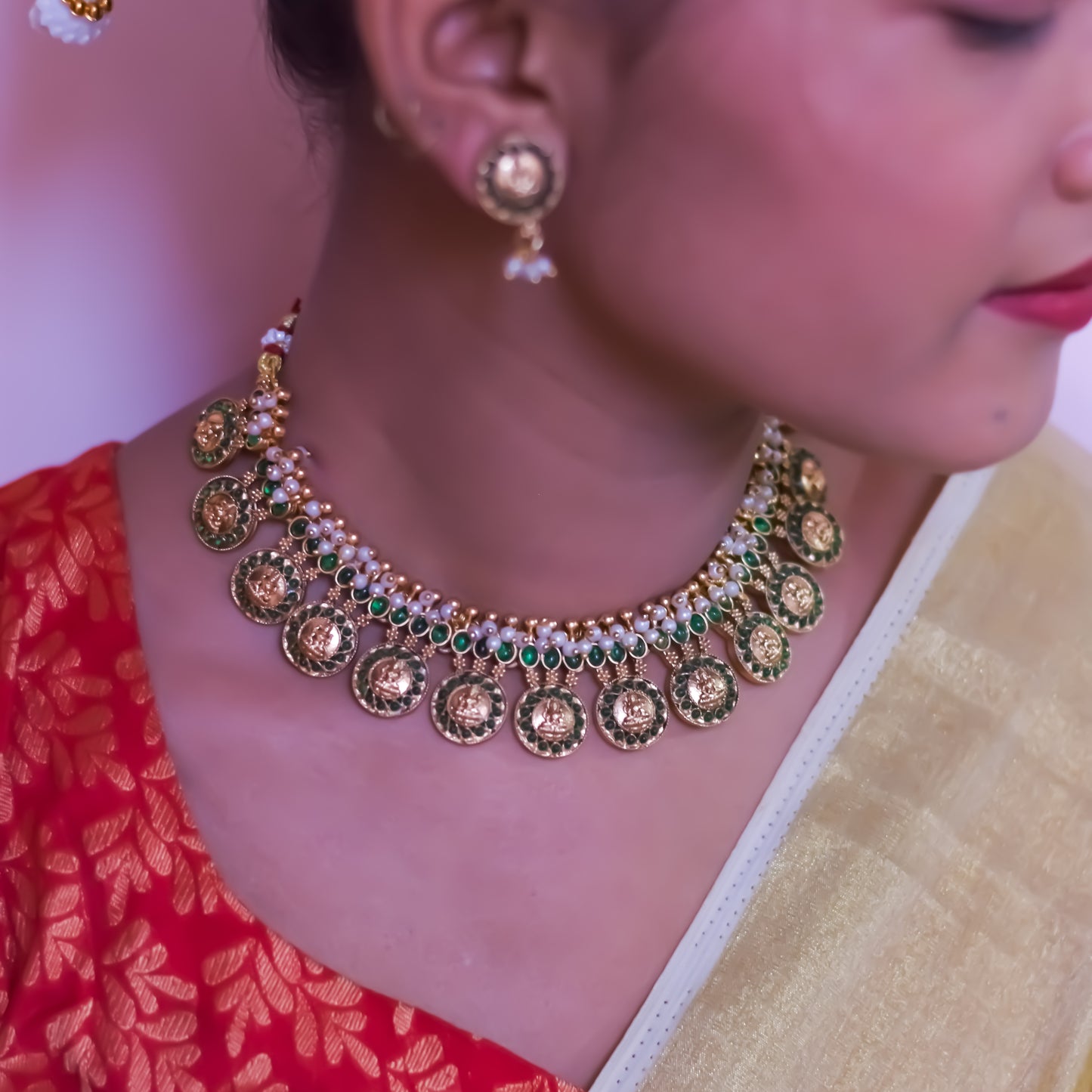 Alankrita Pearl Necklace Set