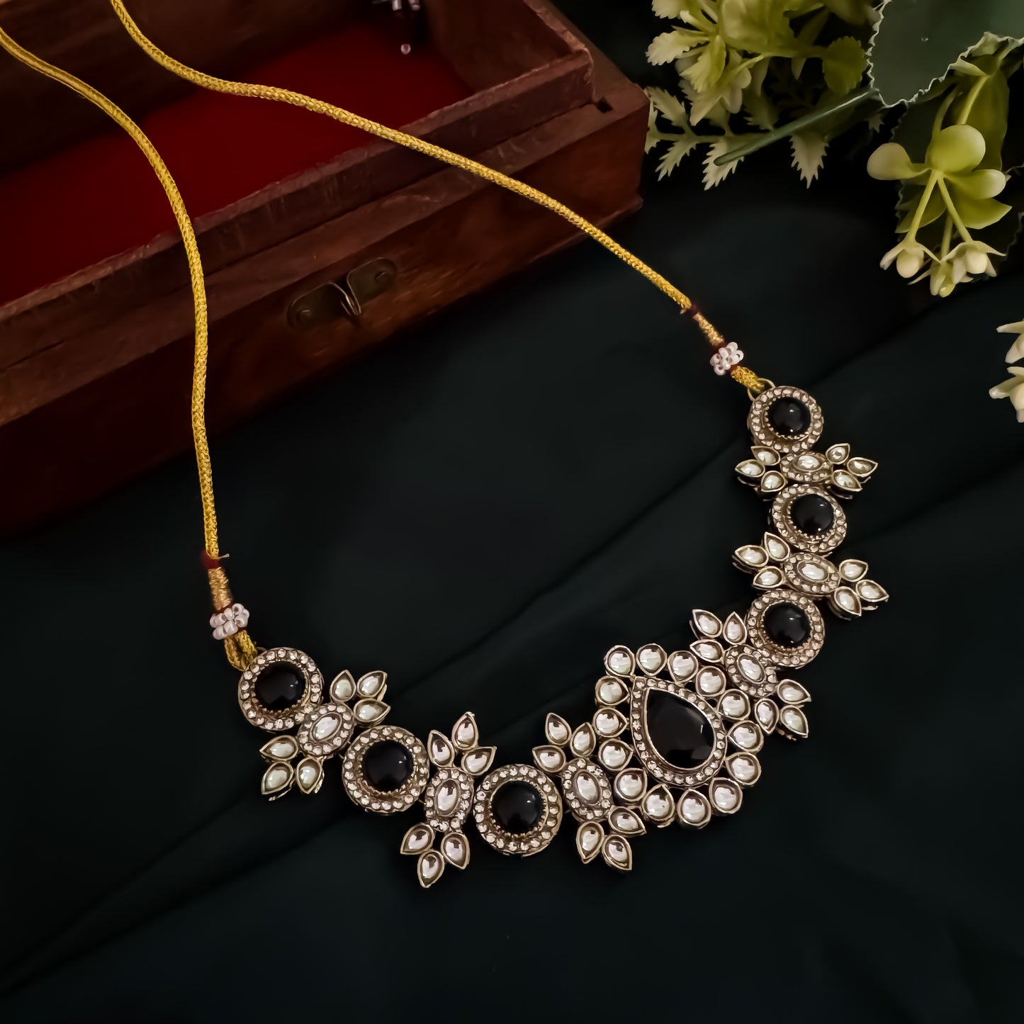 Israt Kundan Necklace Set - Black