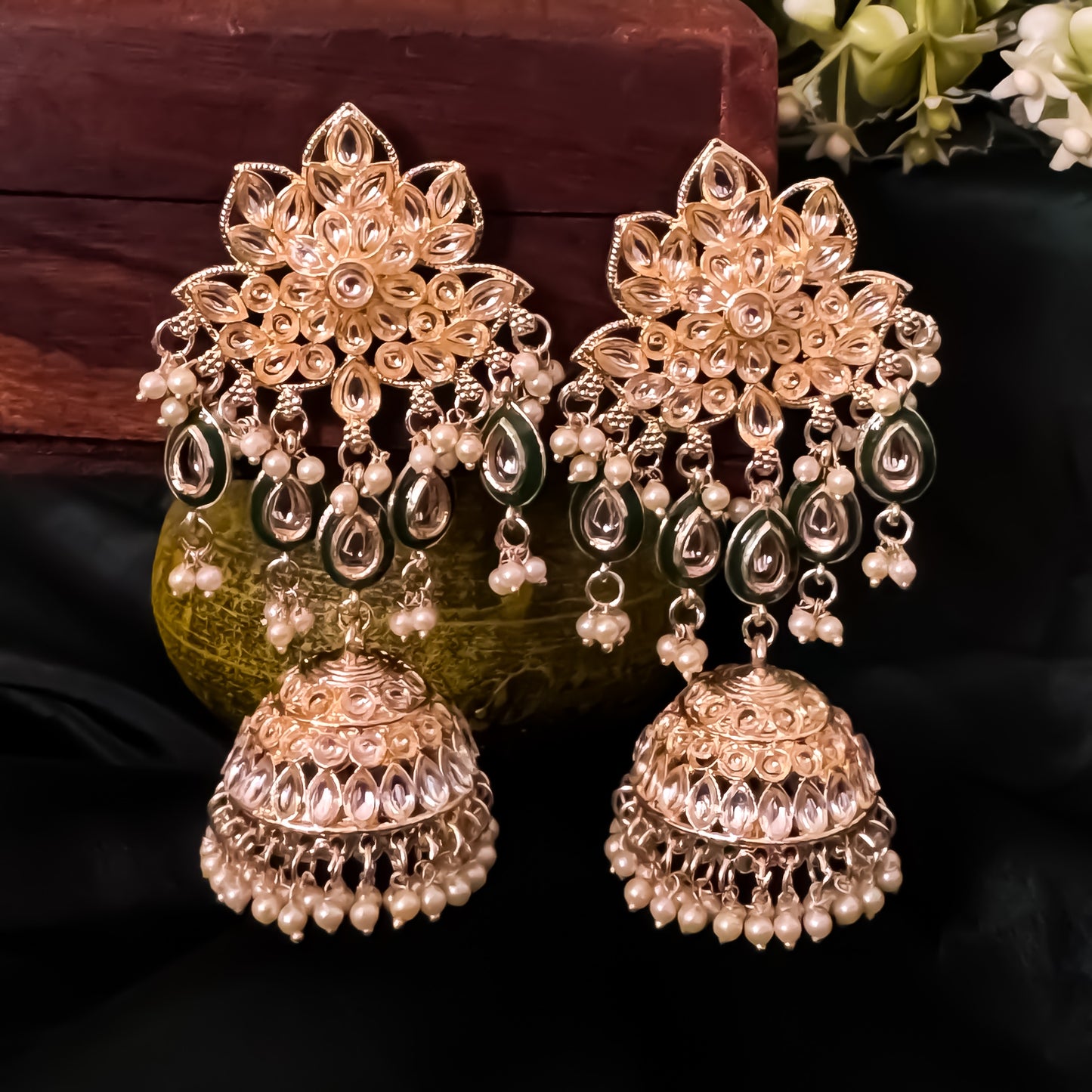 Kasee Kundan Jhumka Earrings - Golden