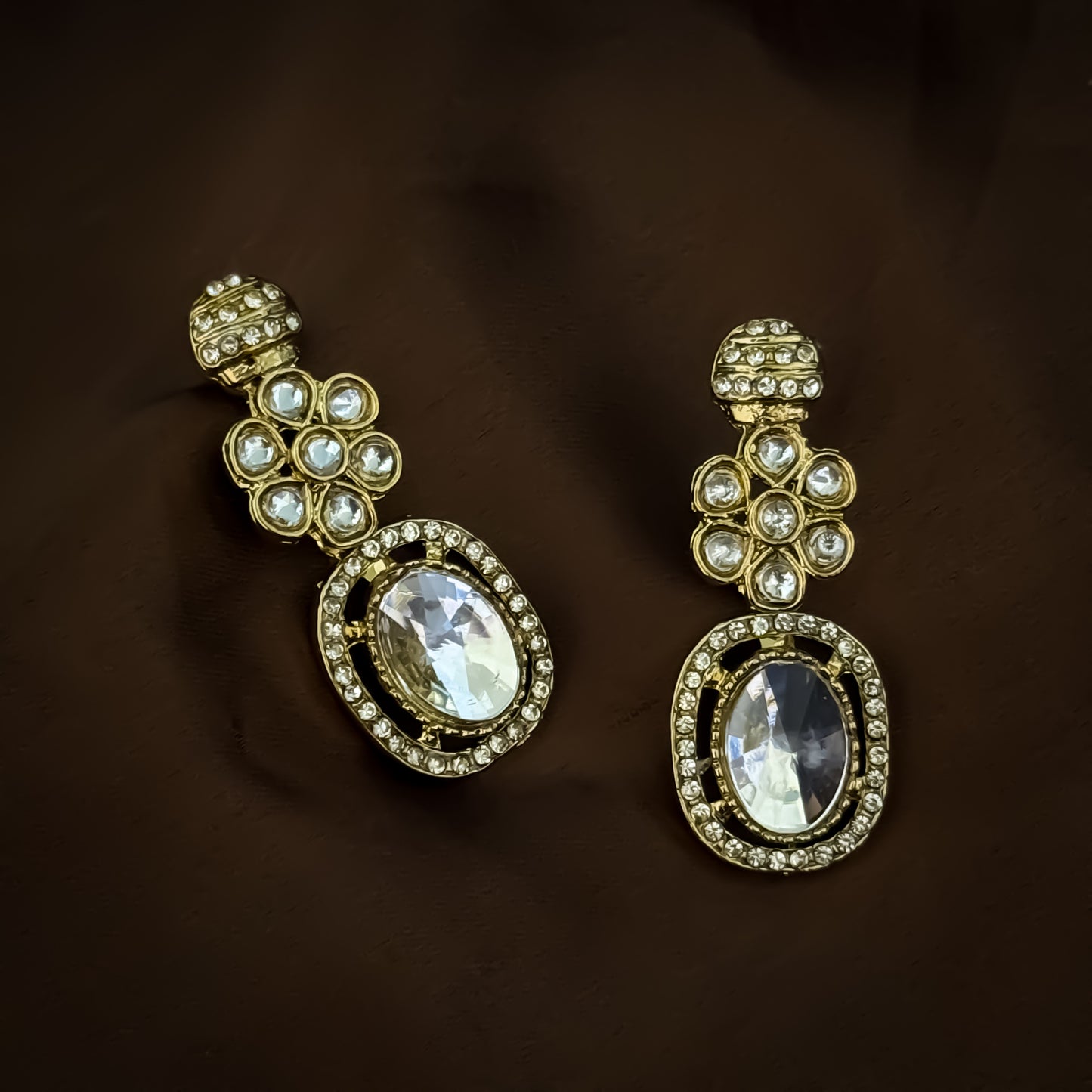 Golden Tayani Zircon Kundan Necklace Set with Earrings
