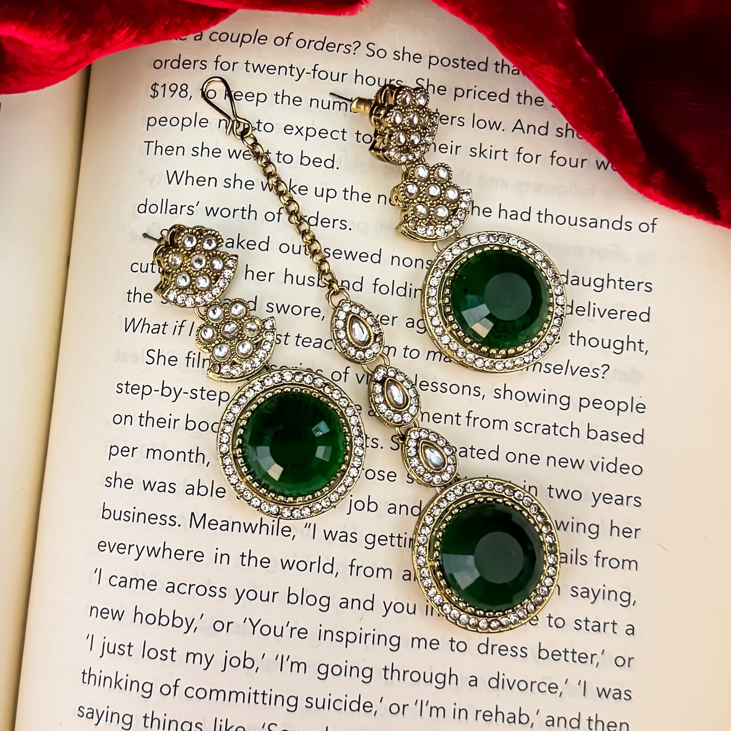 Naira AD Polki Look Alike Necklace Set - Green