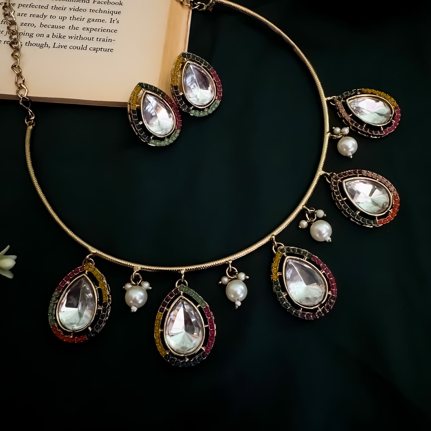 Rahina Jadau Hasli Necklace Set - Multi