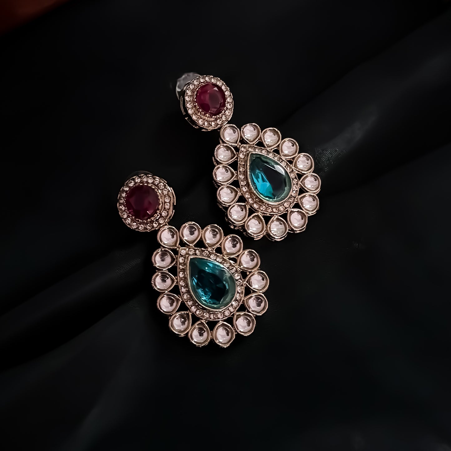 Israt Kundan Necklace Set - Multi