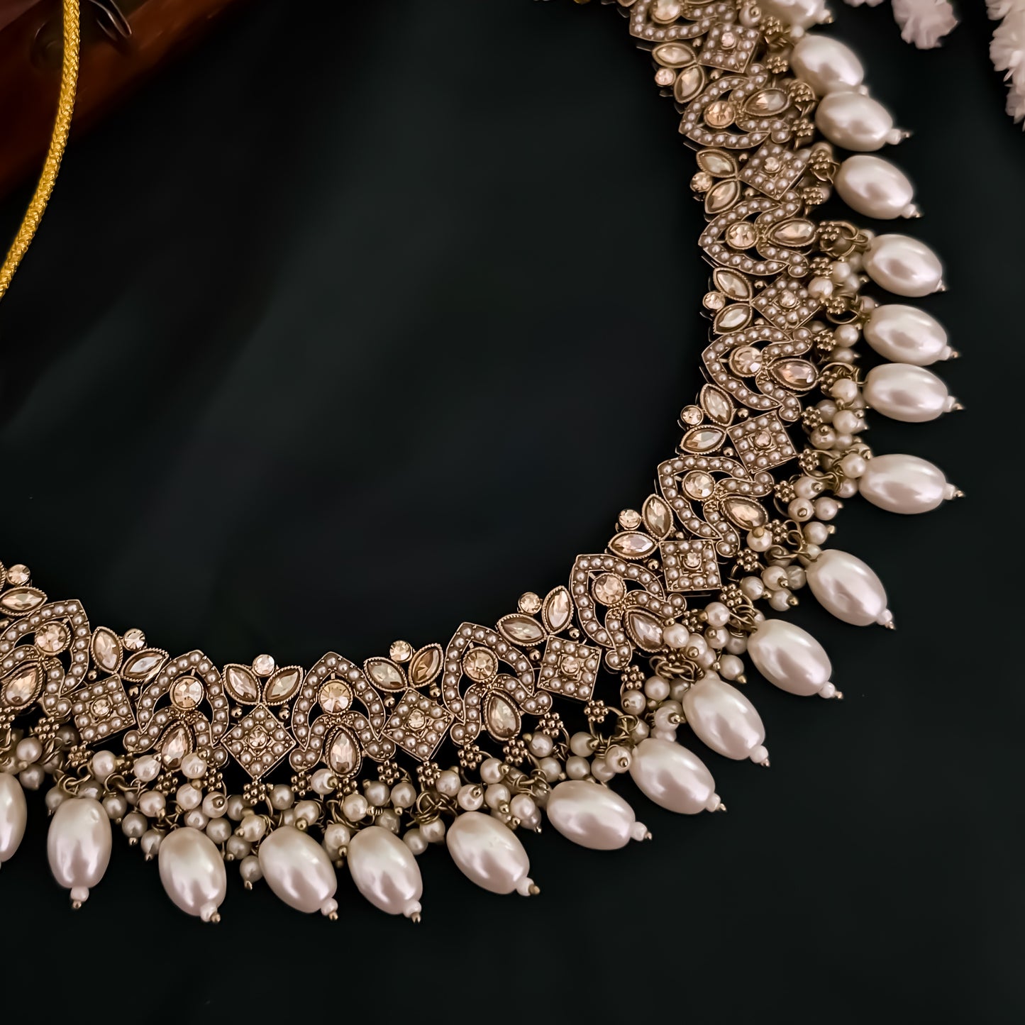 Arshiya Jadau Reverse AD Necklace Set - Golden