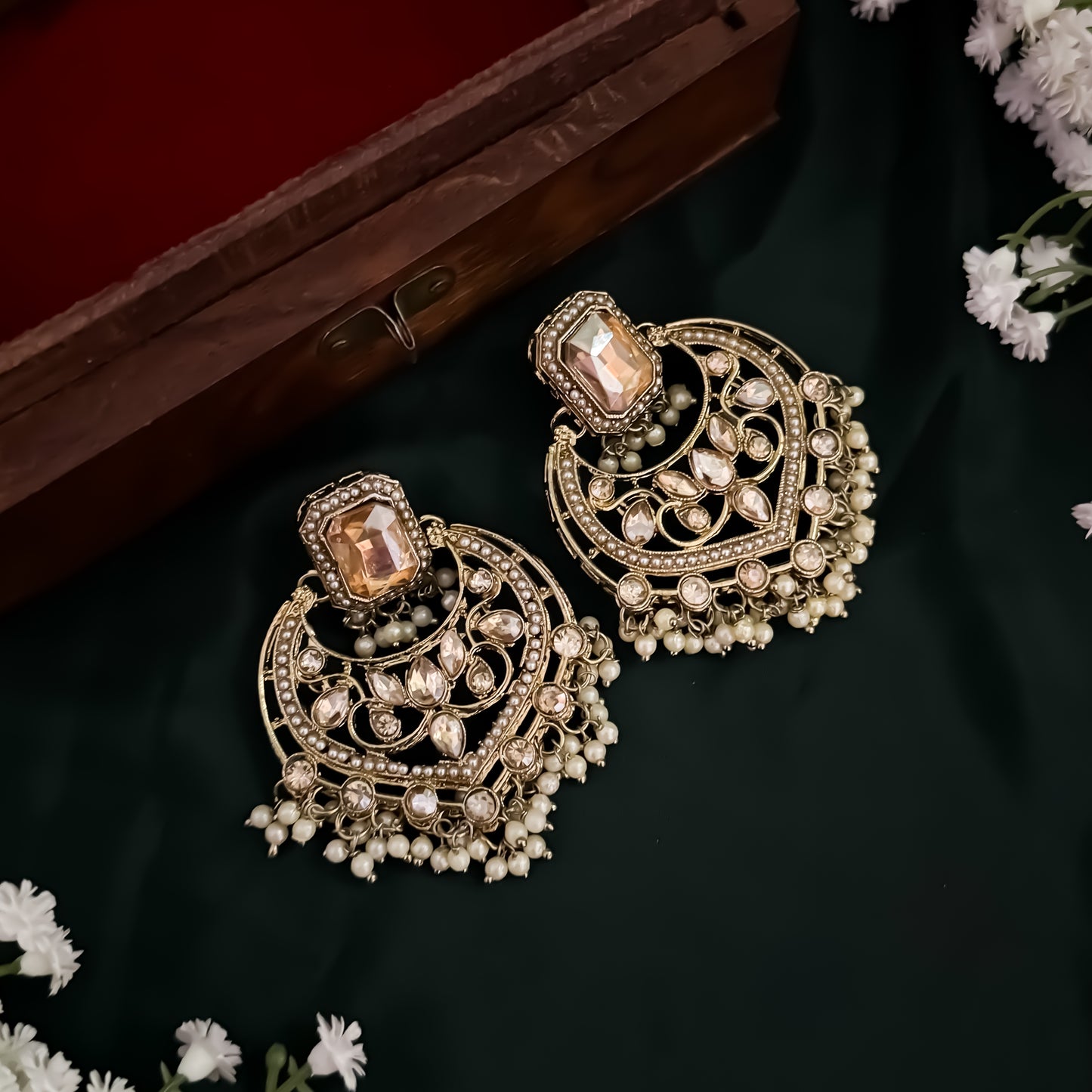 Miraj Jadau Reverse AD Necklace Set - Golden