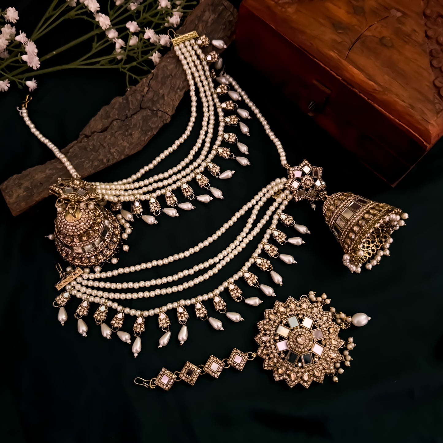 Rani Padmavat Jadau Jhumka Earrings with Sahara & Teeka - Golden