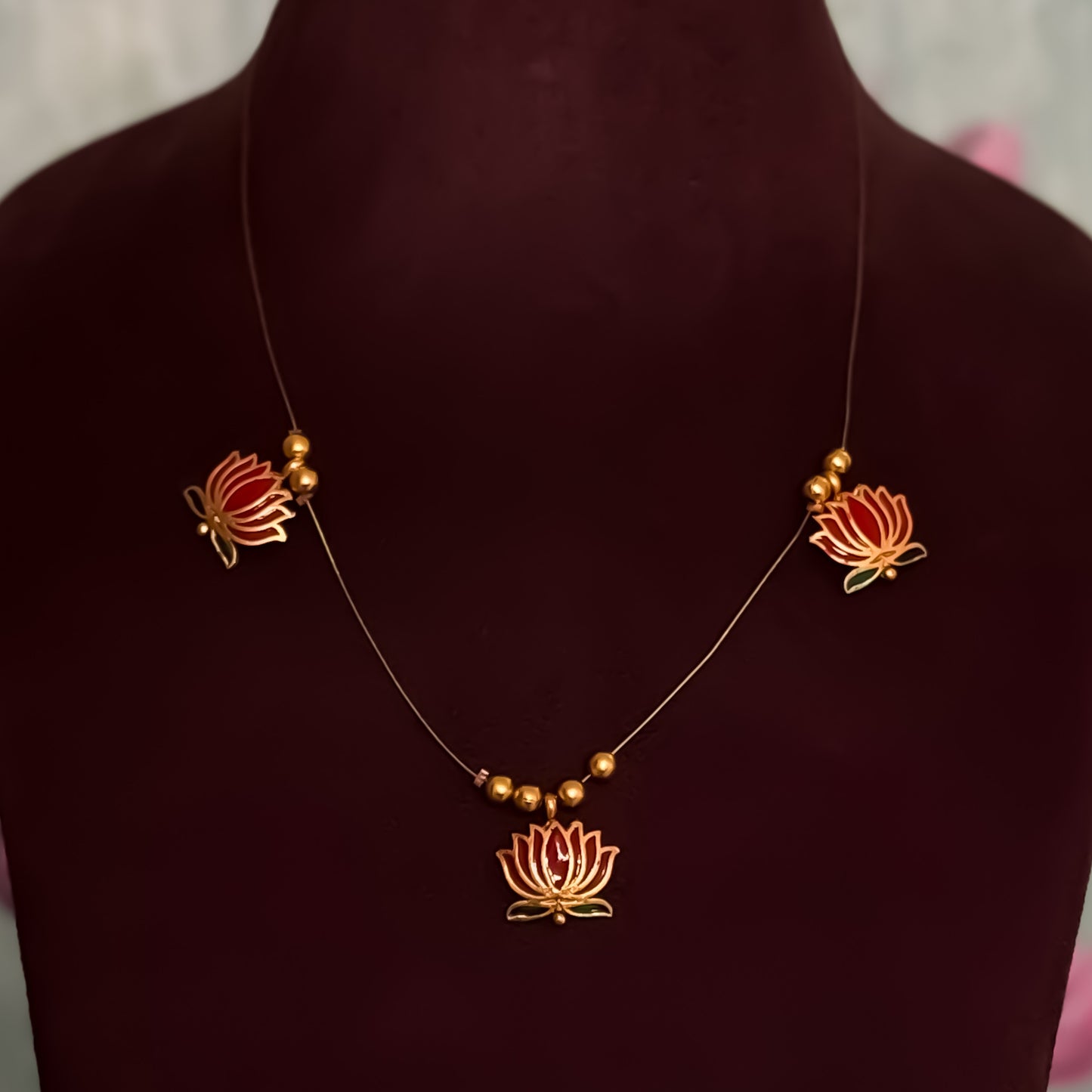 Lotus Invisible Necklace Set