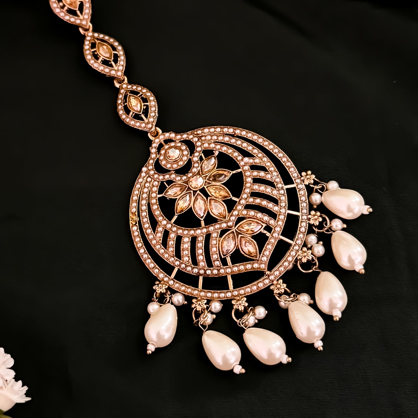 Shehnaz Jadau Teeka - Golden