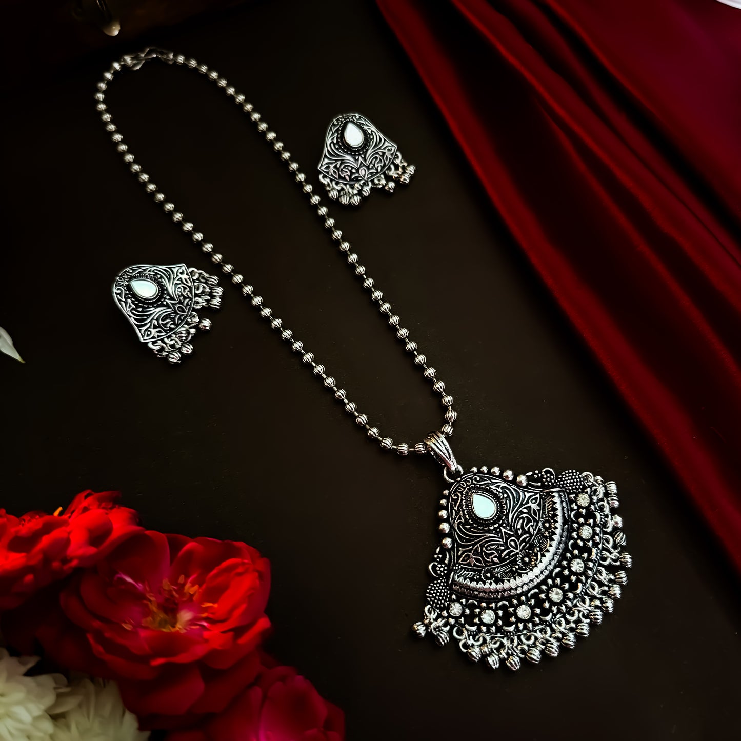 Mohini Mirror Pendand Necklace Set