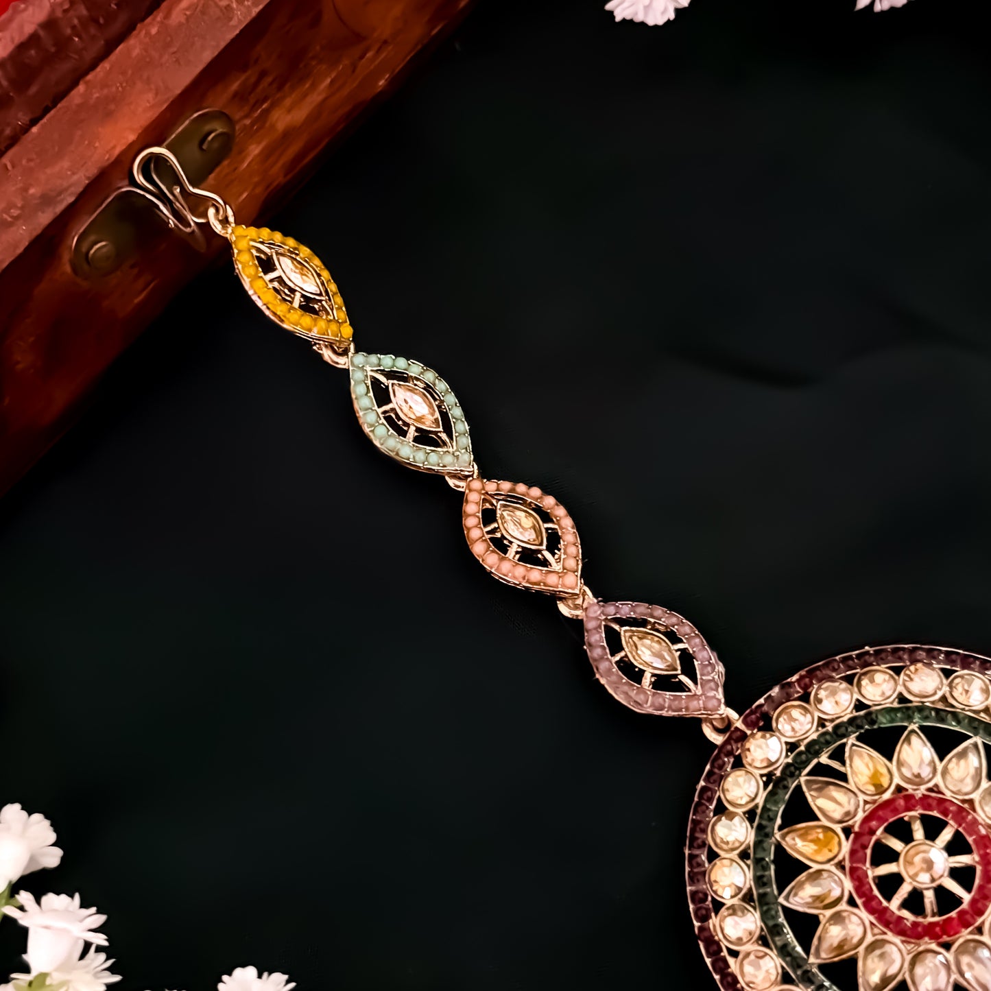 Charvi Jadau Teeka - Multi