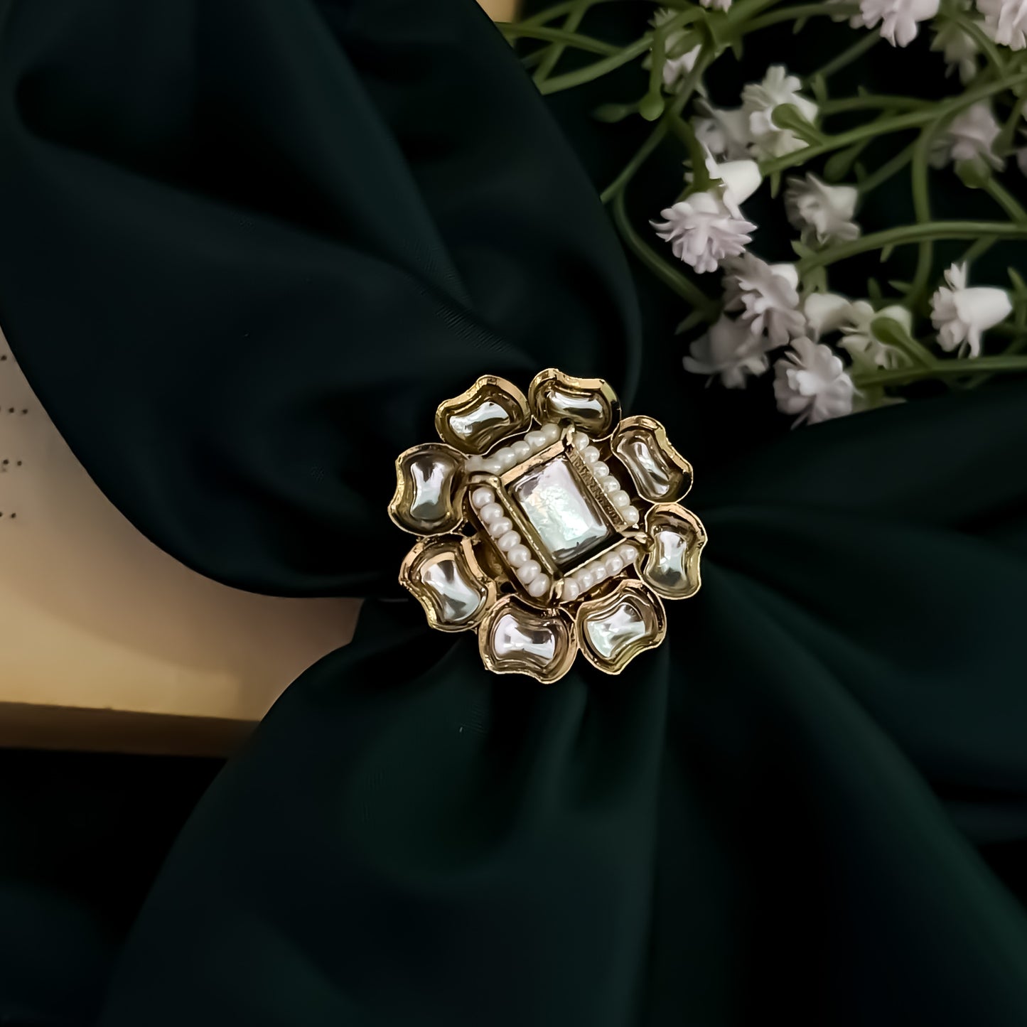 Charvi Dabi kundan Adjustable Ring
