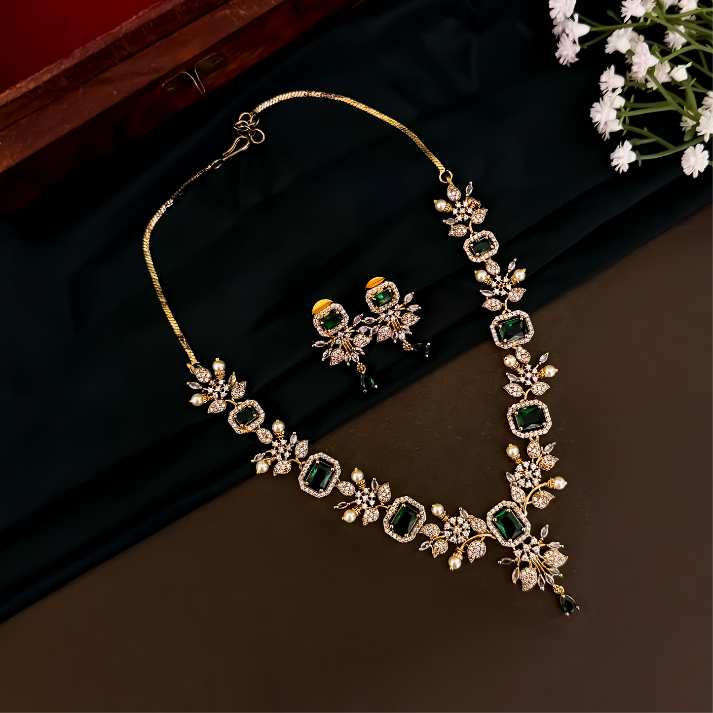 Shreshtha AD Necklace Set - Green