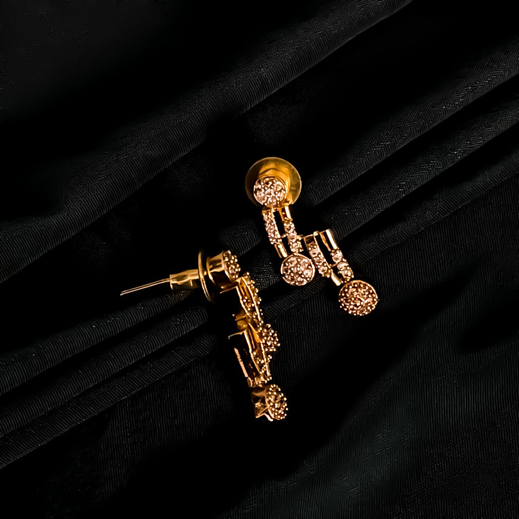 Dhiman Minimal AD Necklace Set