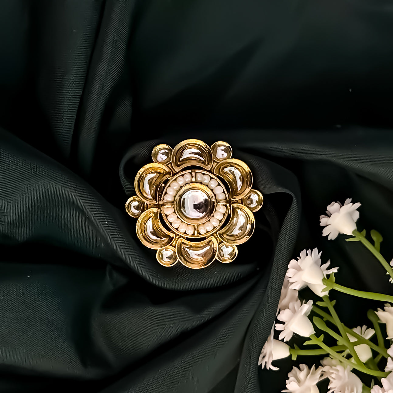 Niharika Dabi kundan Adjustable Ring