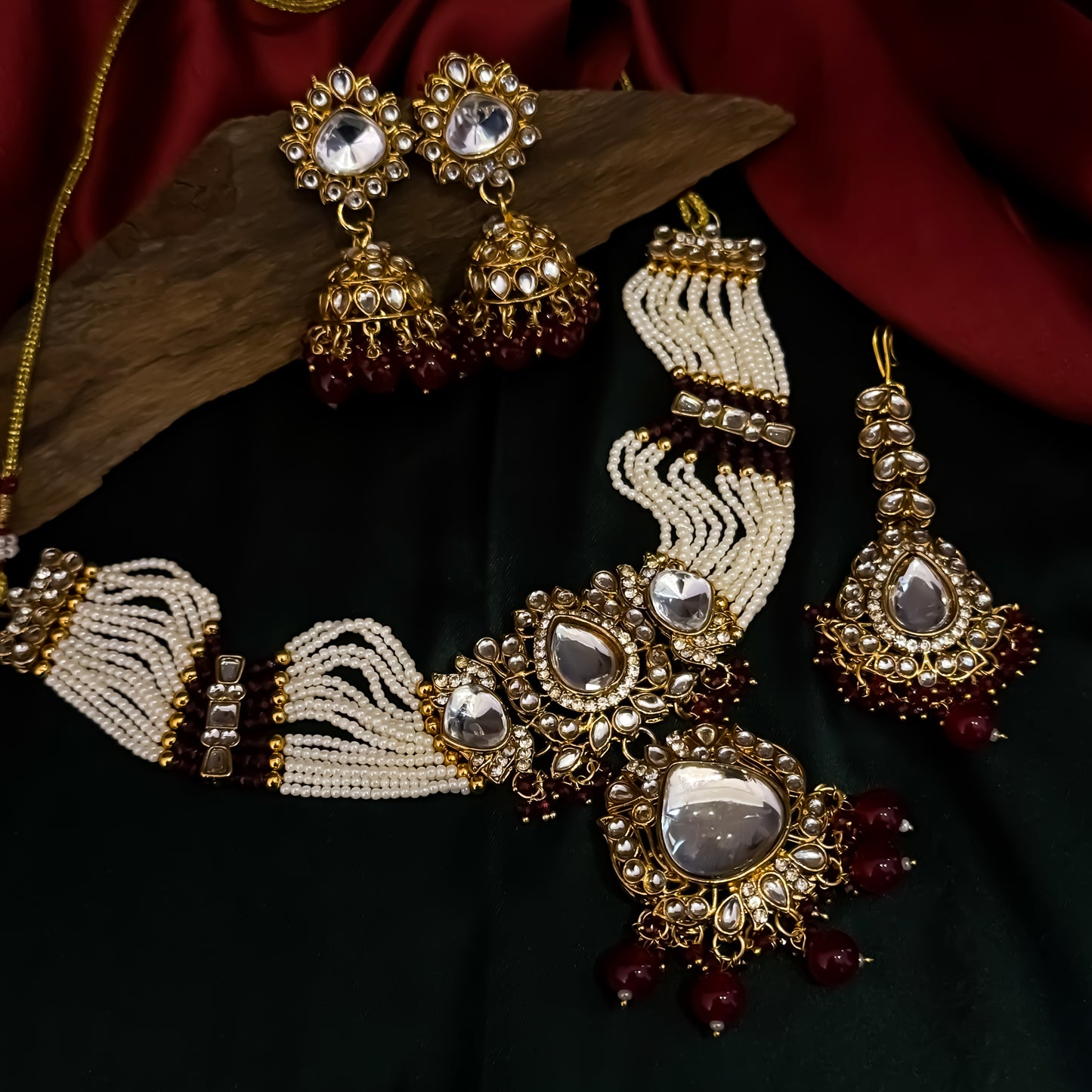 Sunaina Kundan Choker Necklace Set - Maroon