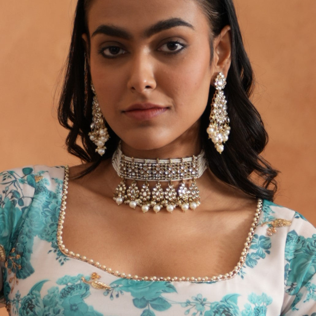Sreeja Golden Necklace Set