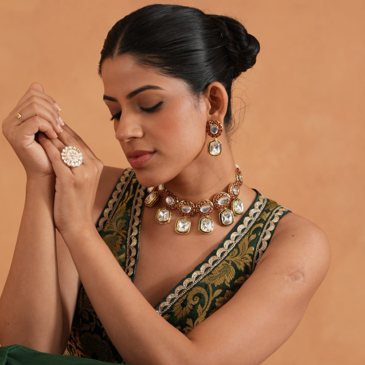 Vriksha Vilandi Kundan Premium Necklace Set
