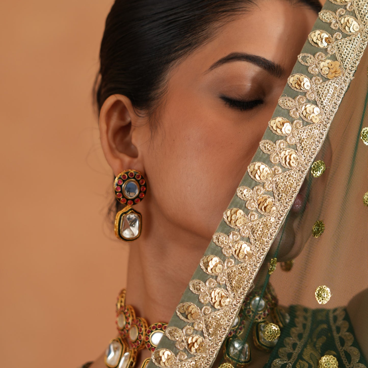 Vriksha Vilandi Kundan Premium Necklace Set
