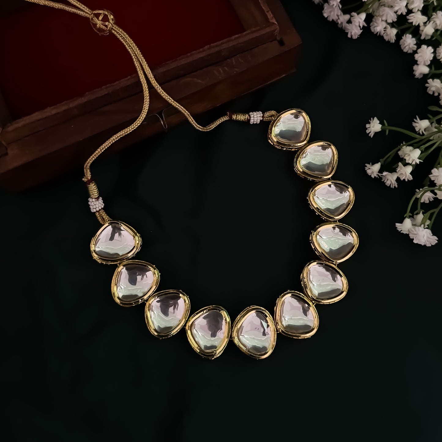 NUPUR STATEMENT KUNDAN NECKLACE SET