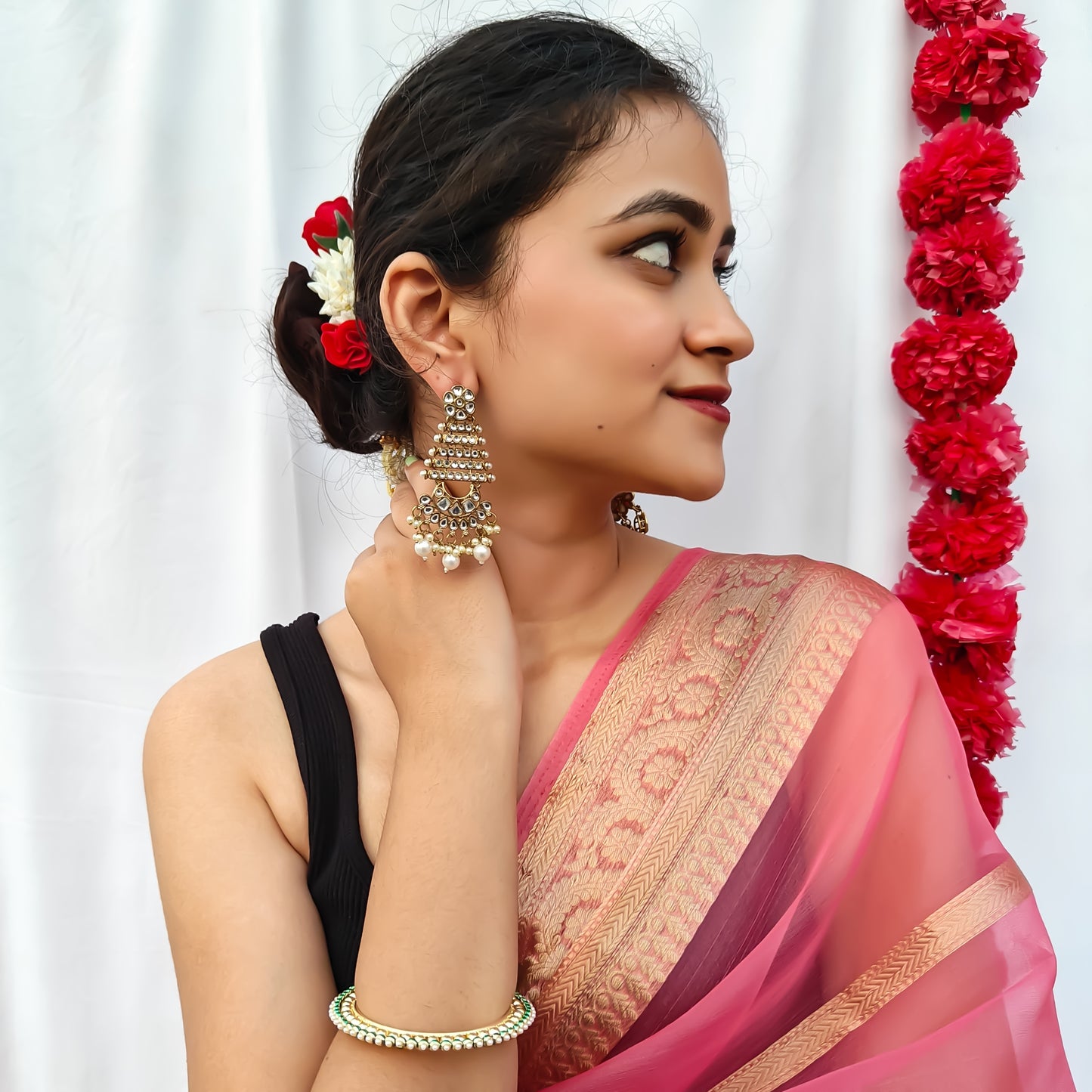 Kuhu Designer Earrings Golden