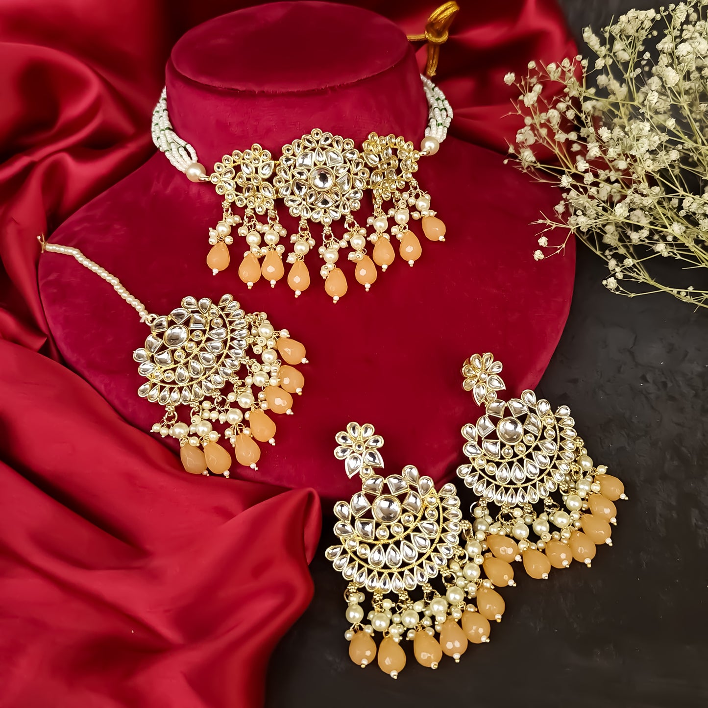 Amber Dabi Kundan Necklace Set - Peach