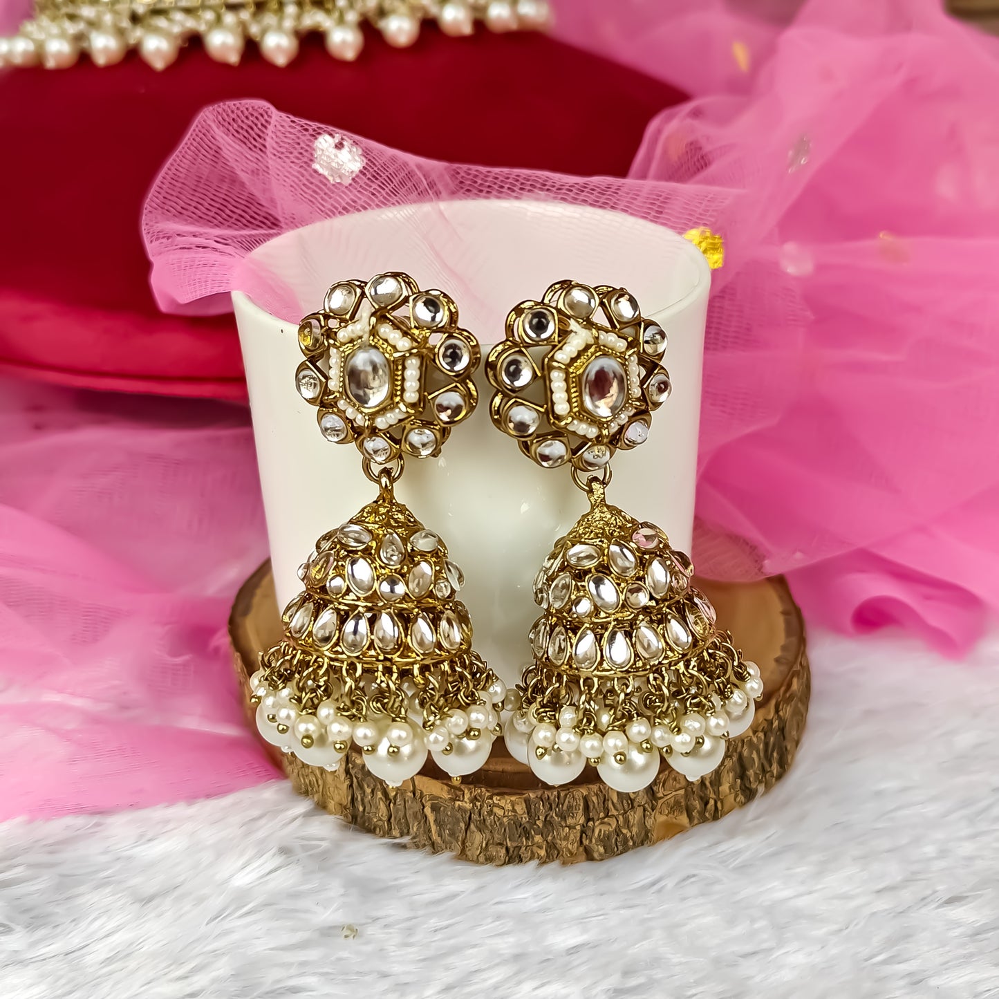 Debina Kundan Necklace Set - Golden