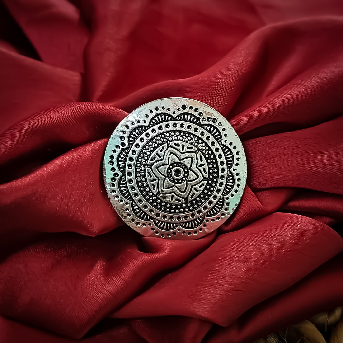 Carved Round Gs Adjustable Ring