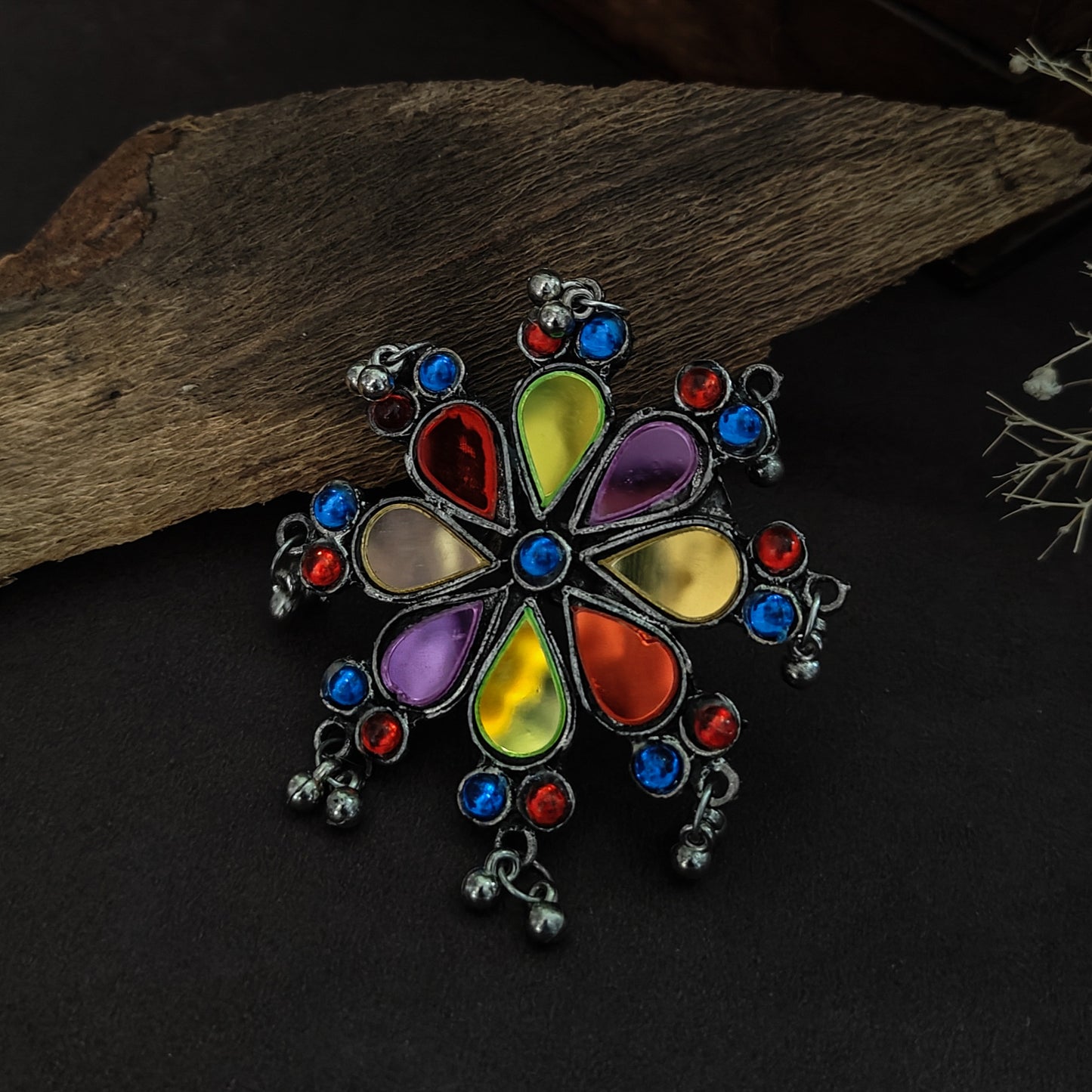 Multi hue Adjustable Ring