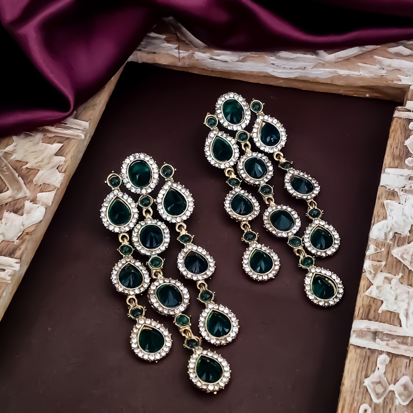 Anvi Dangler Lightweight Earring- Green