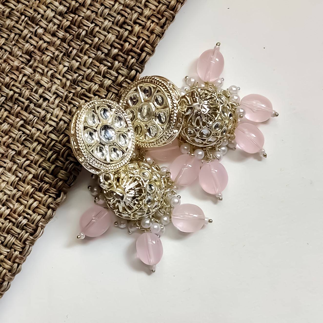 Pallavi kundan Necklace Set - Baby Pink