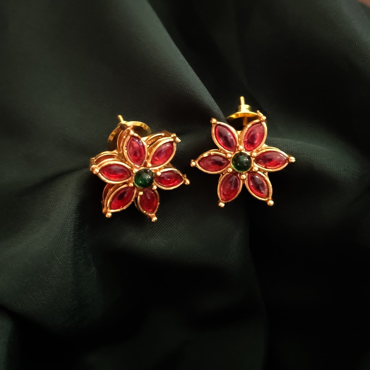 Madhura Pearl Choker Set