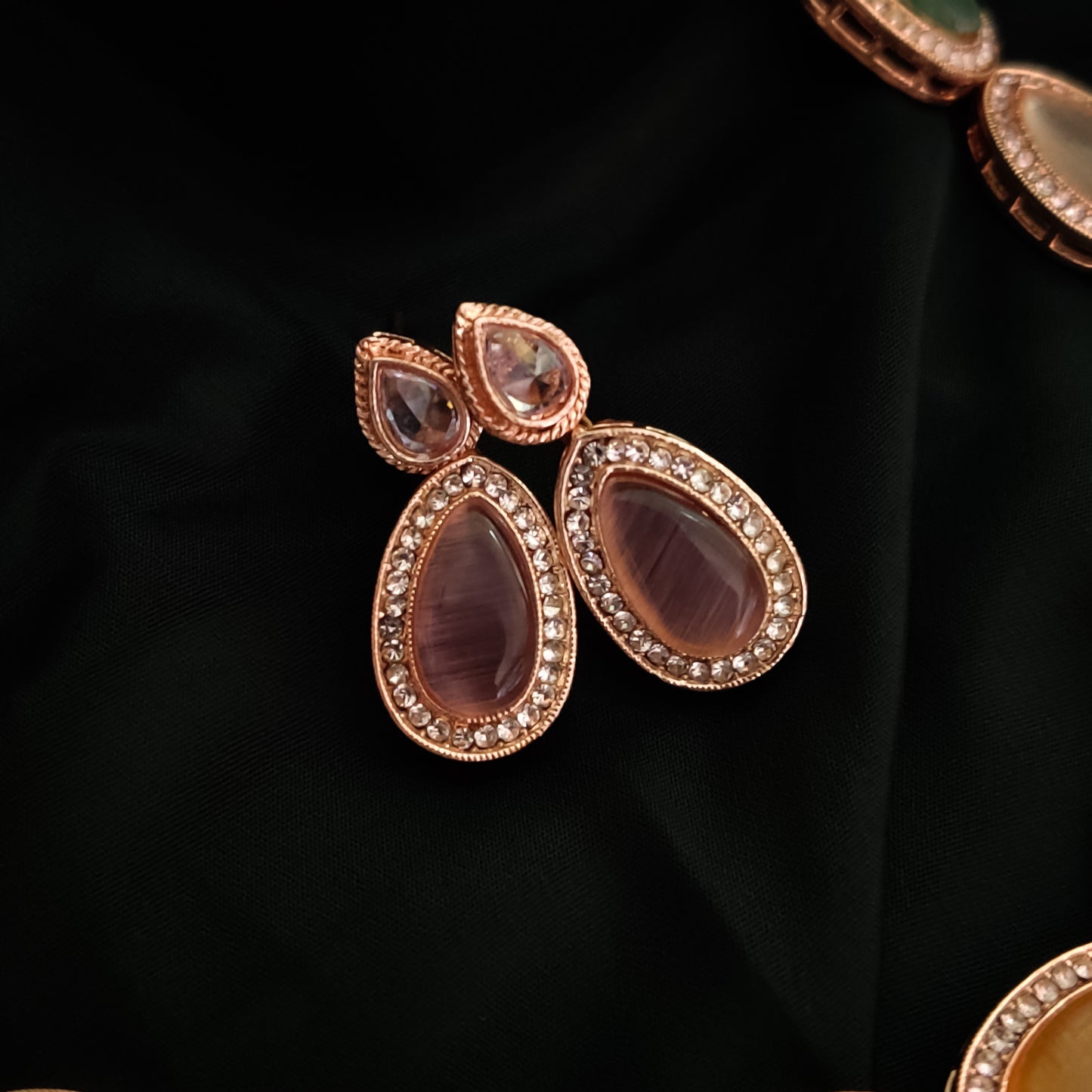 Bella Monalisa Stone Necklace Set