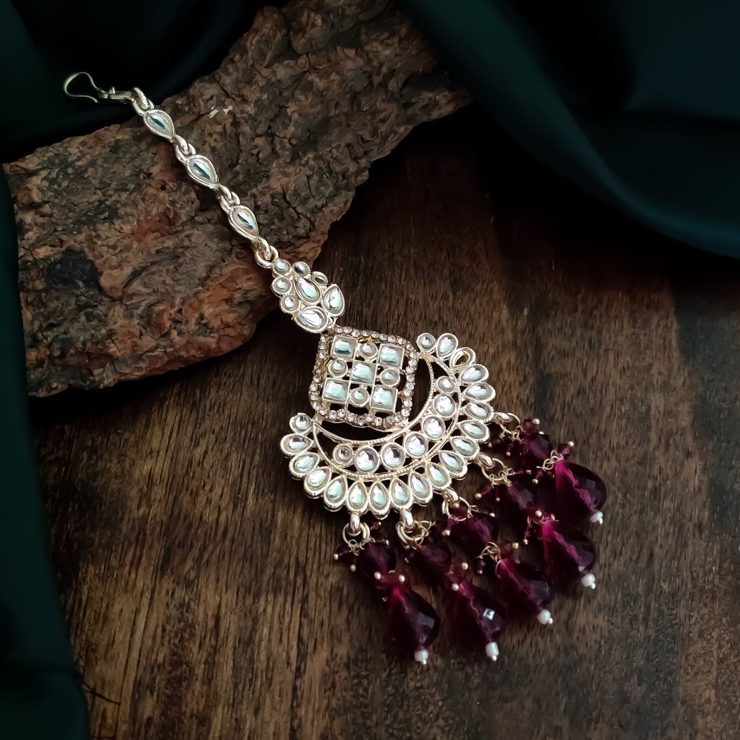 Raisha Kundan Necklace Set - Wine