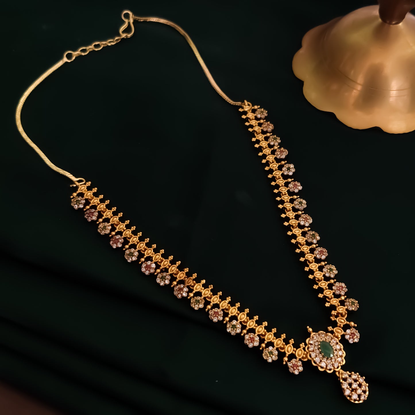 Harshi AD Necklace Set