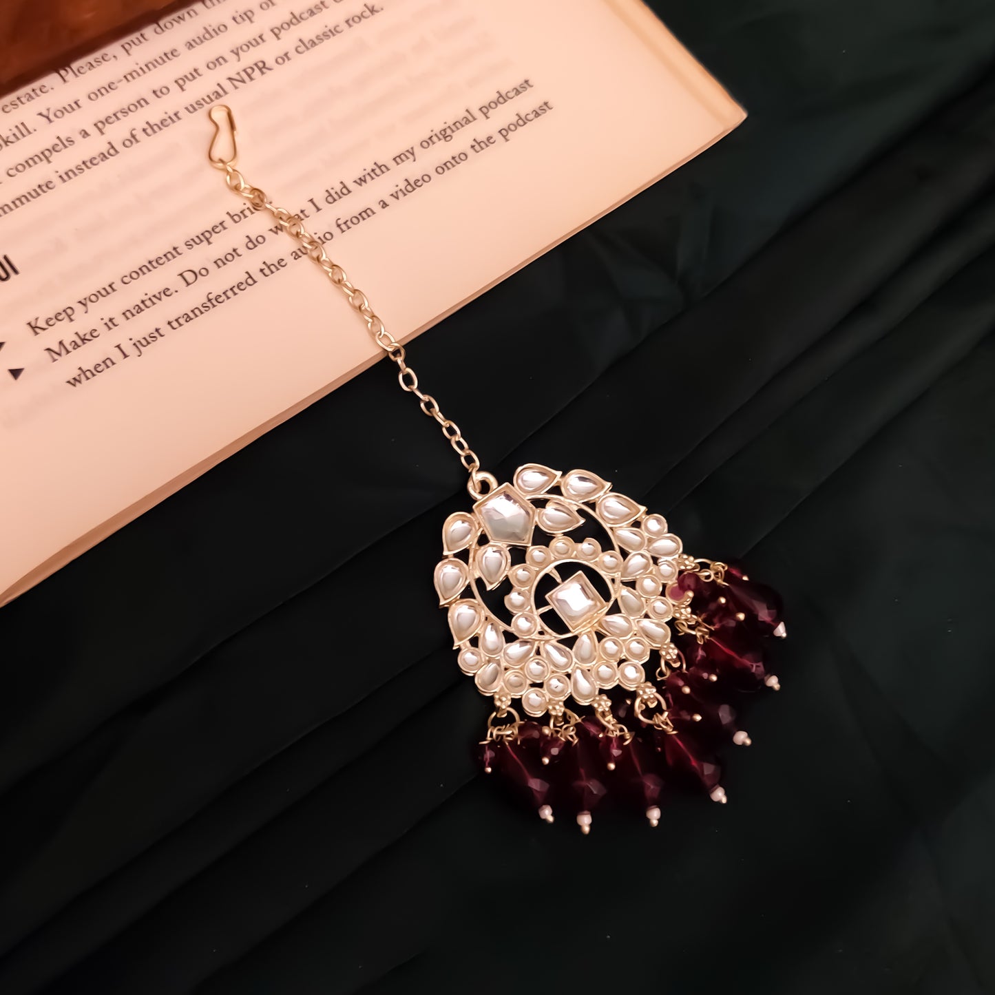 Kirat Kundan Necklace Set - Wine