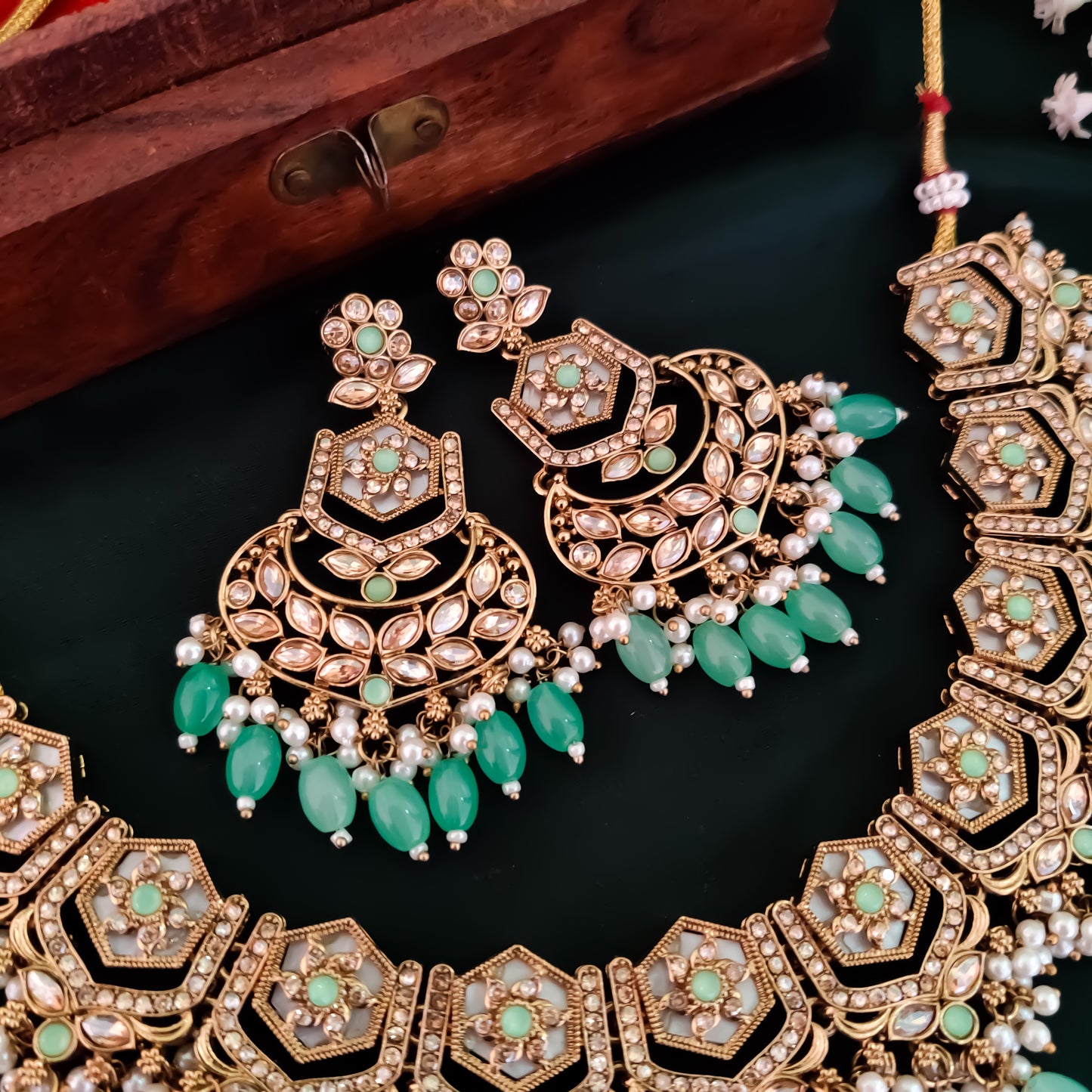 Mahal MOP Reverse AD Necklace Set - Pastel Green