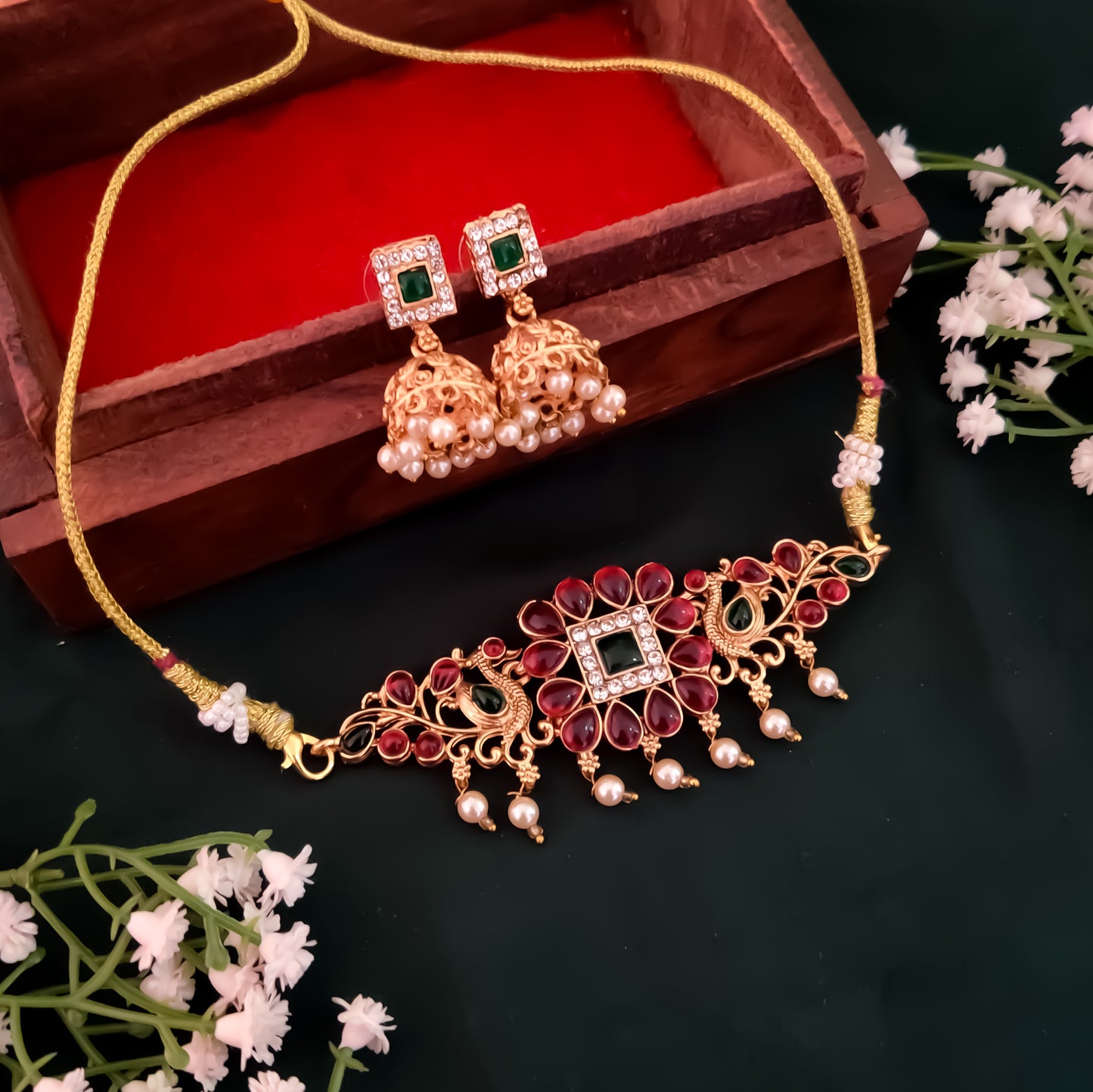 Baruni Choker Necklace Set