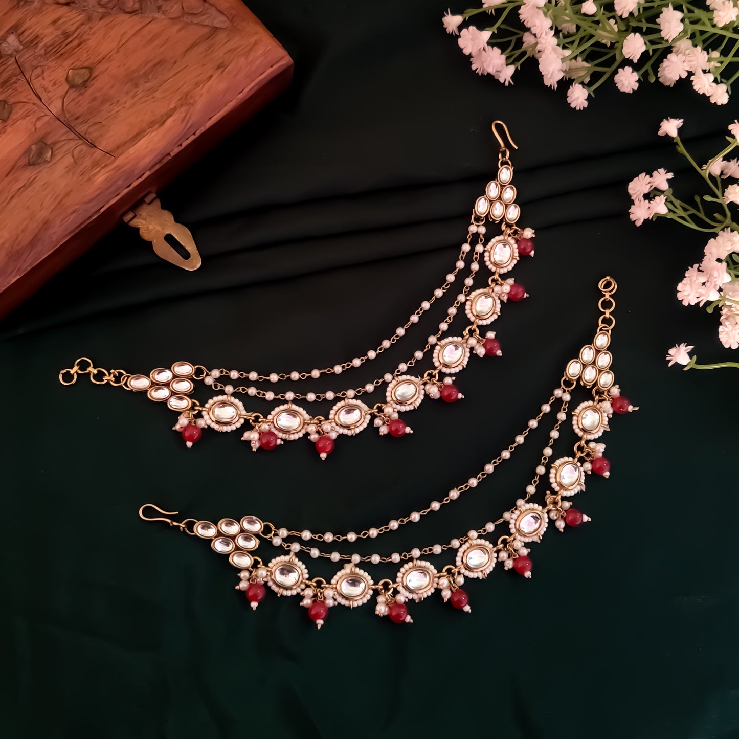 Shagun Kundan Detachable Earchains - Maroon